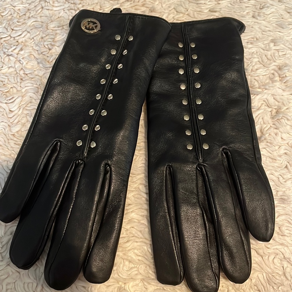 Michael Kors black leather gloves